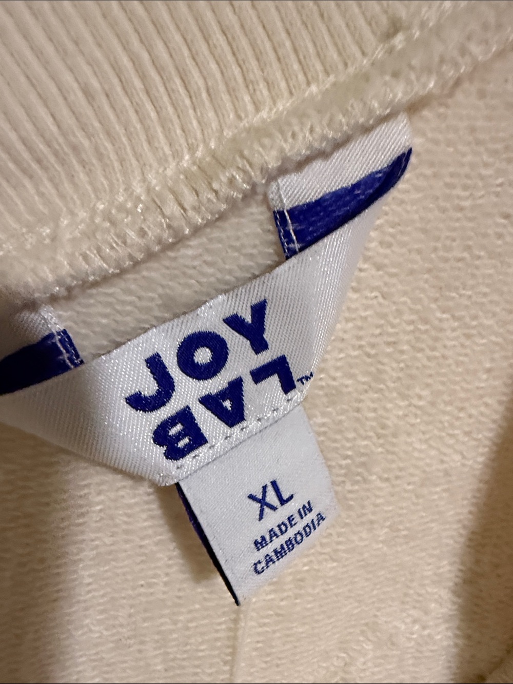 JoyLab Cream Lace-Trim V-Neck Sweatshirt - Picture 4 of 9